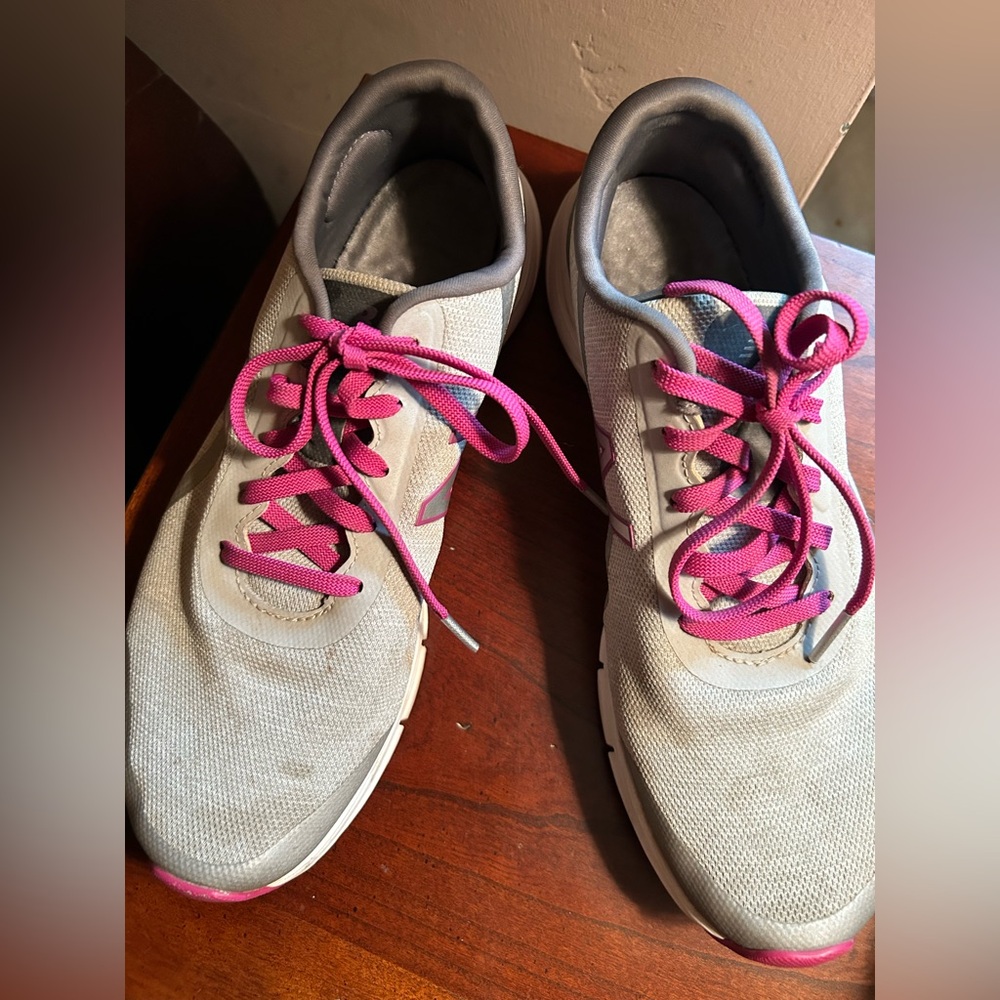 Women's New Balance Sneakers